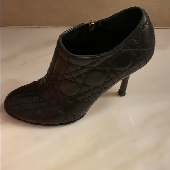 Christian Dior leather quilted ankle boot - Picture 5 of 6